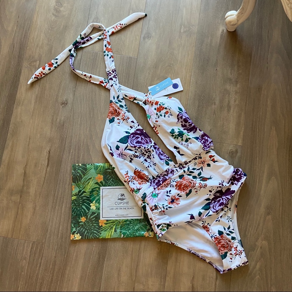 NWT Cupshe Floral One Piece Swimsuit